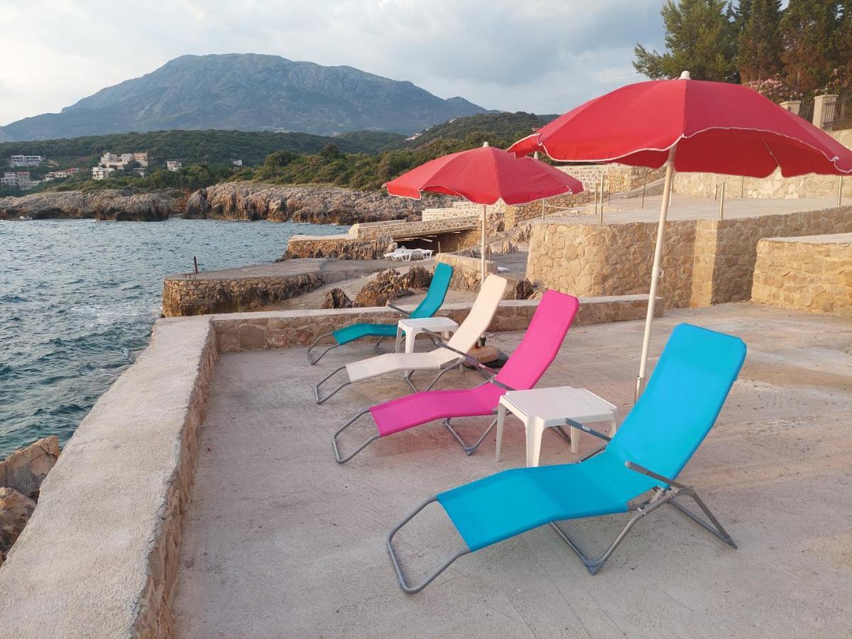 Beach Apartment With Beach Chairs N.1 Utjeha Bagian luar foto