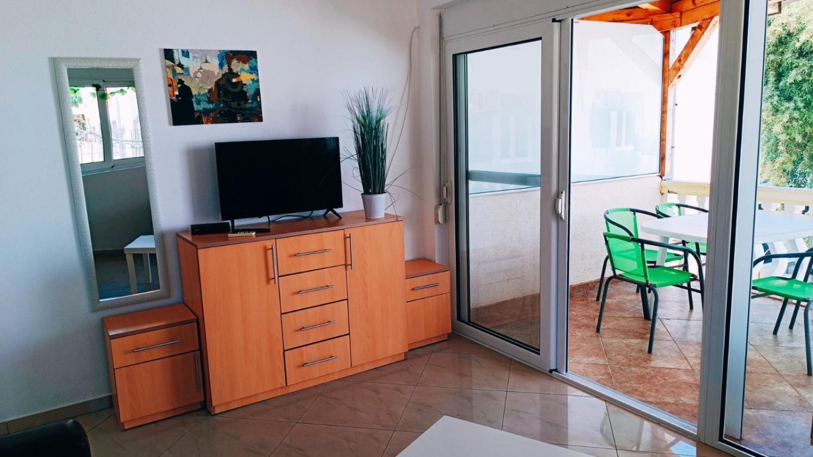 Beach Apartment With Beach Chairs N.1 Utjeha Ruang foto